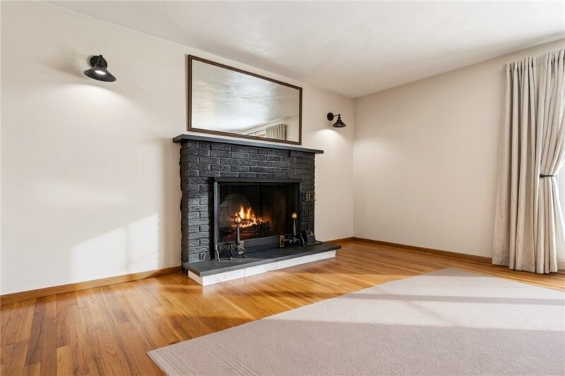 1247 Old Leechburg Rd — photo 4