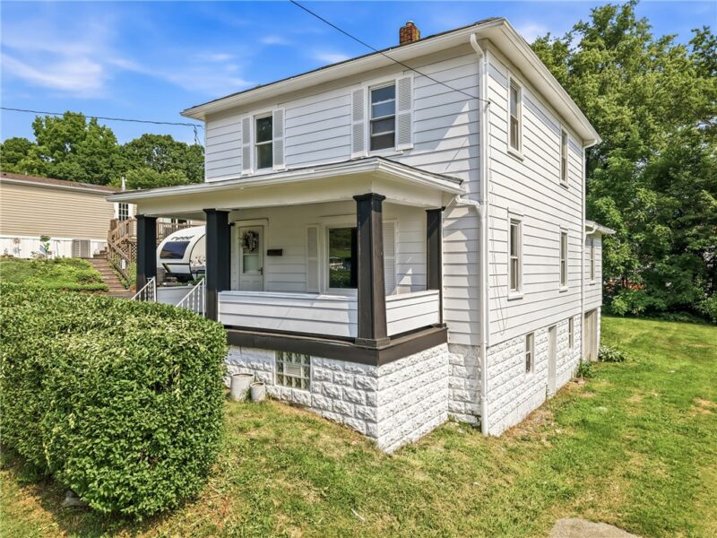 364 Curtis St — photo 3