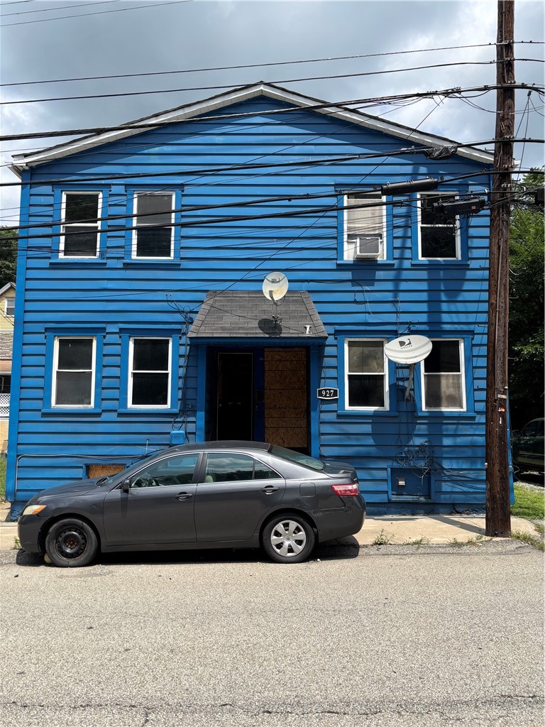 927 Lynn Ave — photo 2