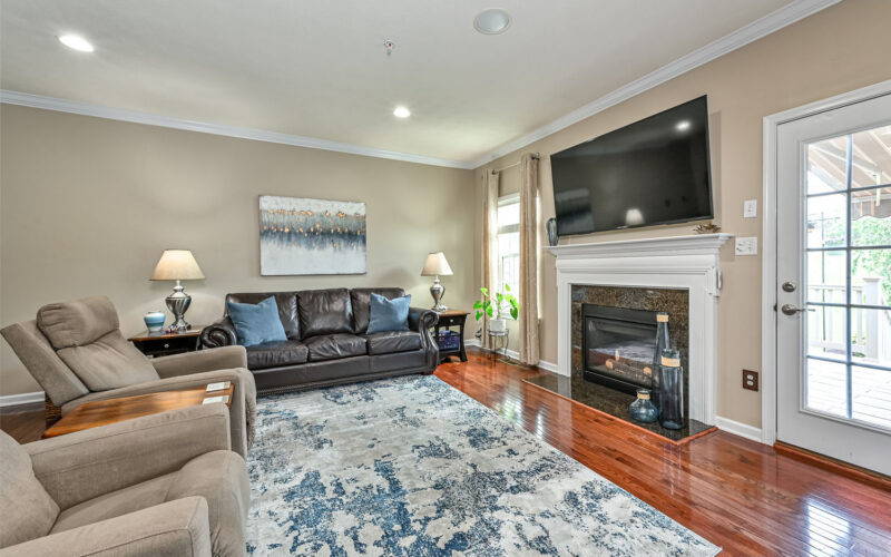810 Fairgate DRIVE — photo 3