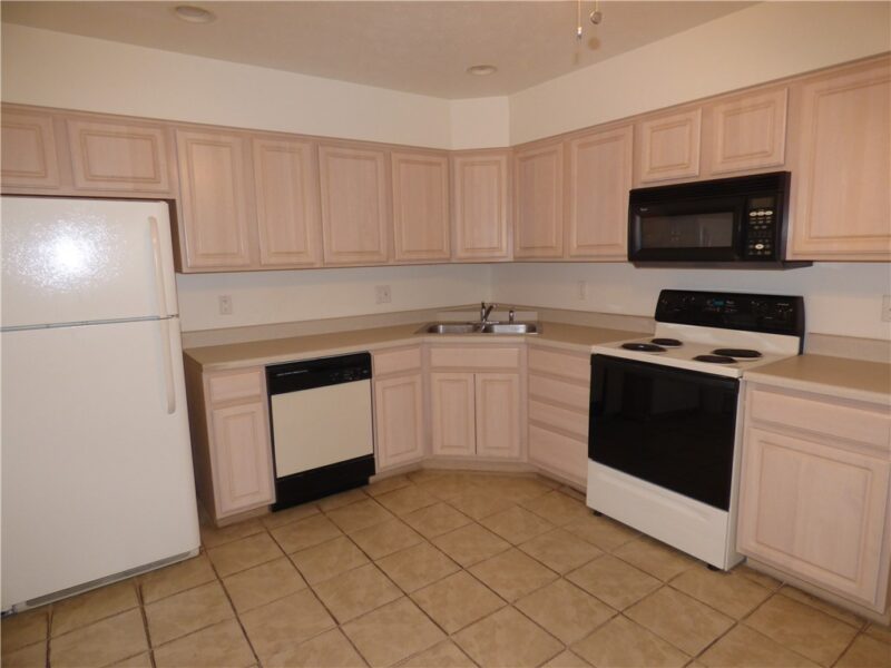 317 Allandale Dr — photo 3