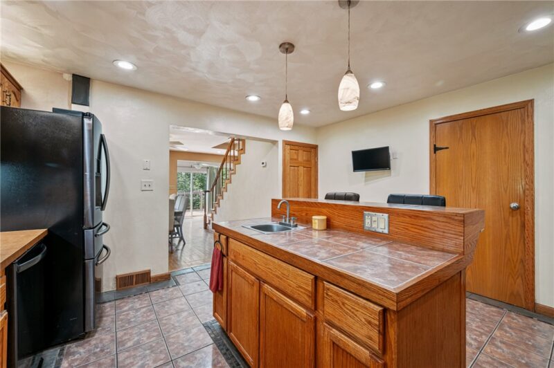 119 Clyde Ave — photo 5