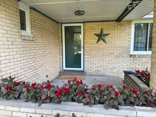 4407 Greengrove Dr — photo 2