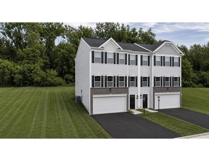 1237 Bedford Road 2083B — photo 1