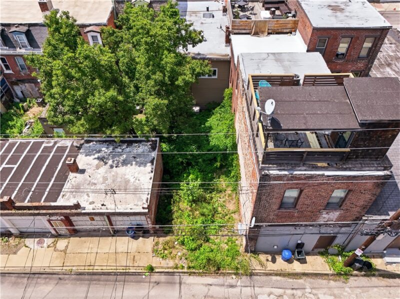 5154 Butler St rear — photo 2