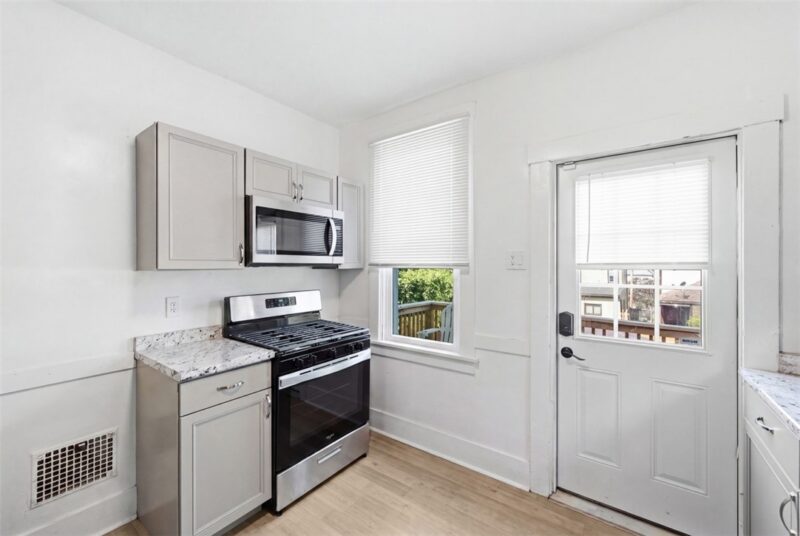 1312 Ross St — photo 8