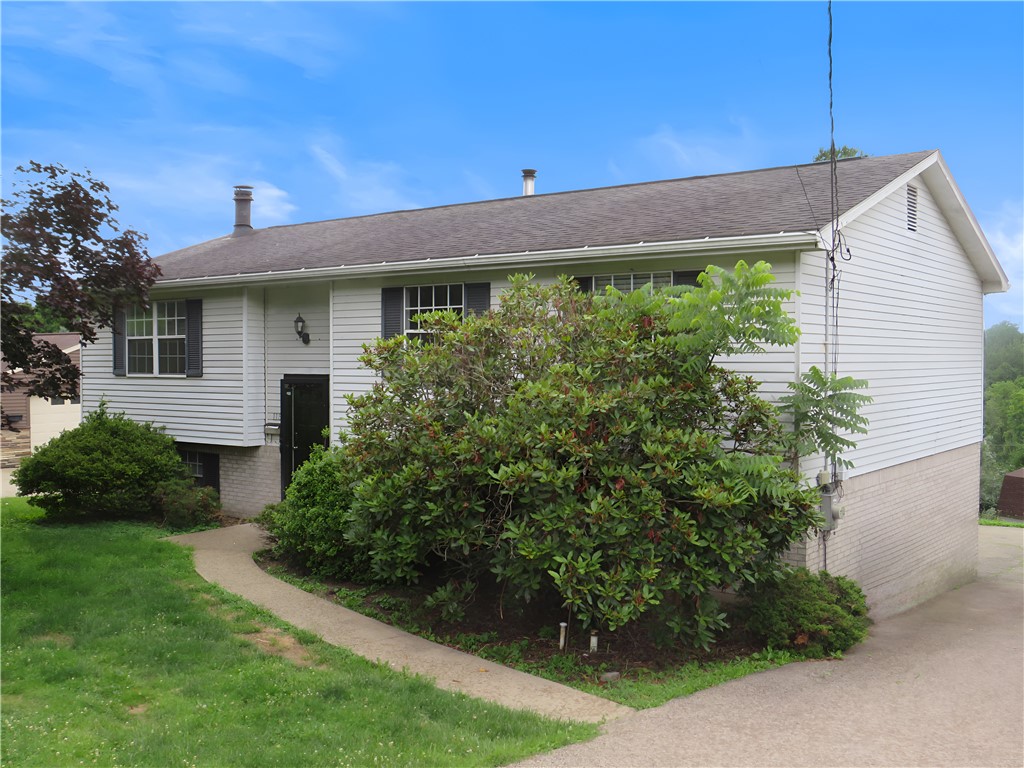 115 Bristol Ln — photo 1