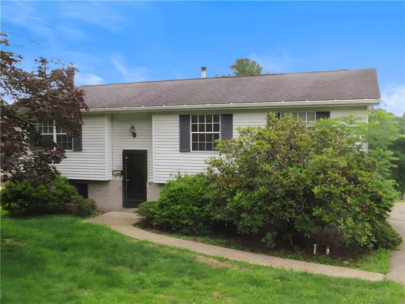 115 Bristol Ln — photo 2