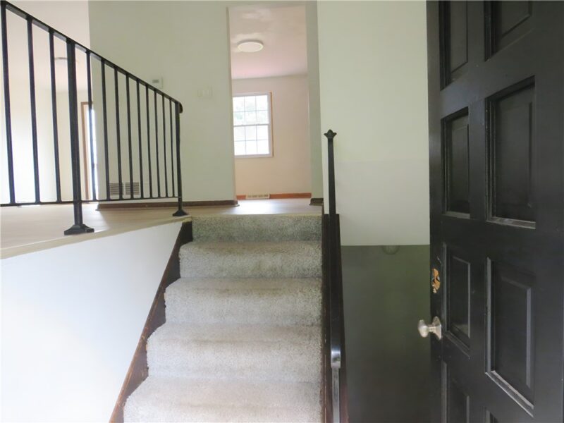 115 Bristol Ln — photo 6