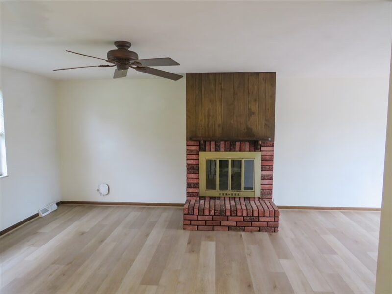 115 Bristol Ln — photo 8