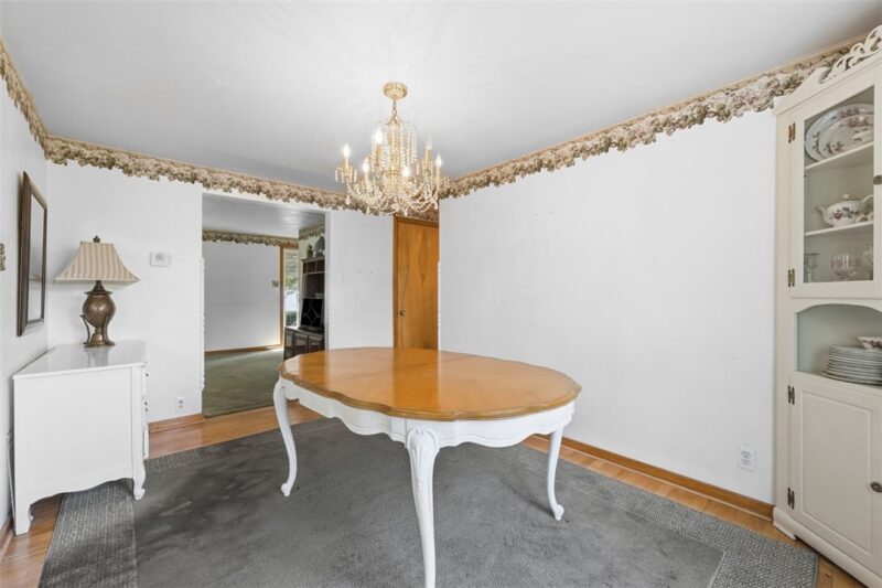 125 White Oak Dr — photo 8