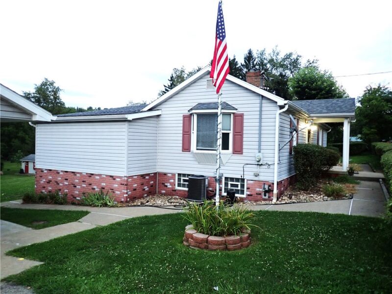 170 CLUB YORK ROAD — photo 3