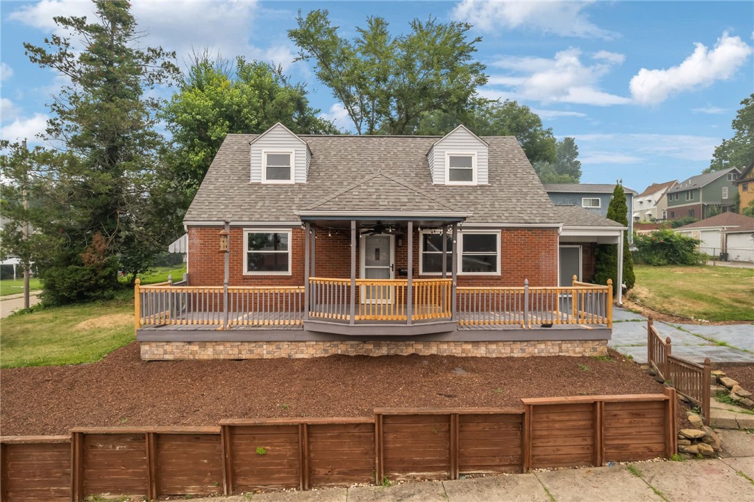 300 Pershing Dr — photo 1