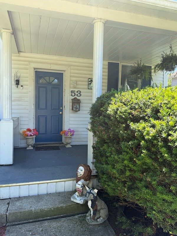 53 Stewart Avenue — photo 2