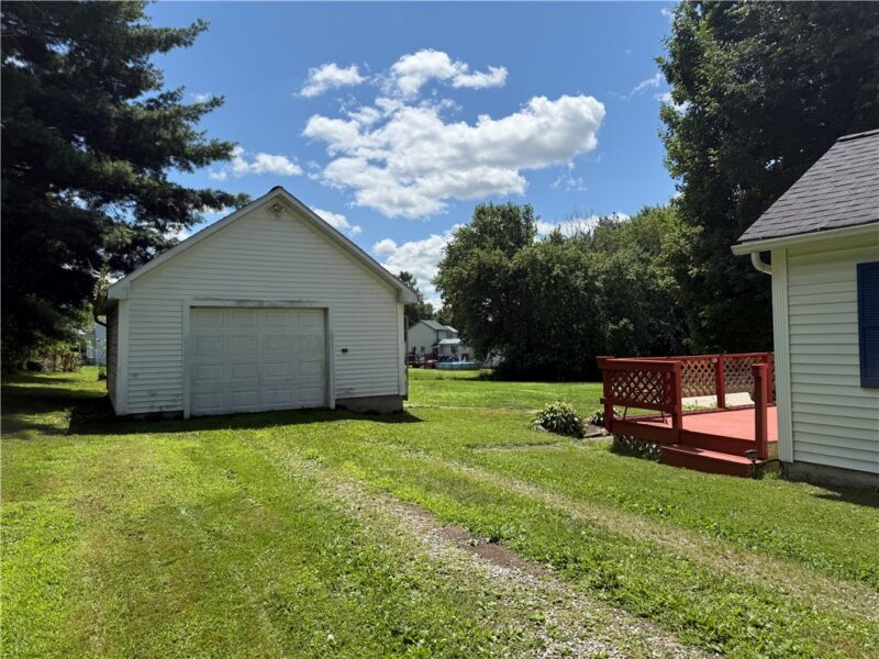53 Stewart Avenue — photo 8