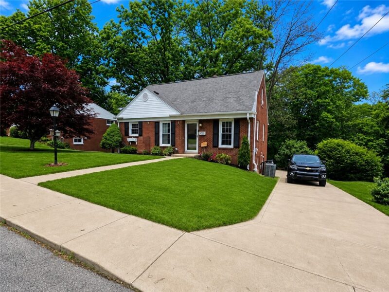 5020 Clifton DRIVE — photo 3