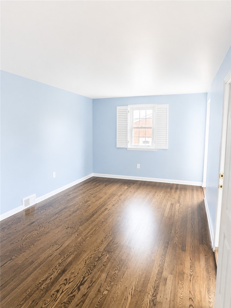 5020 Clifton DRIVE — photo 4