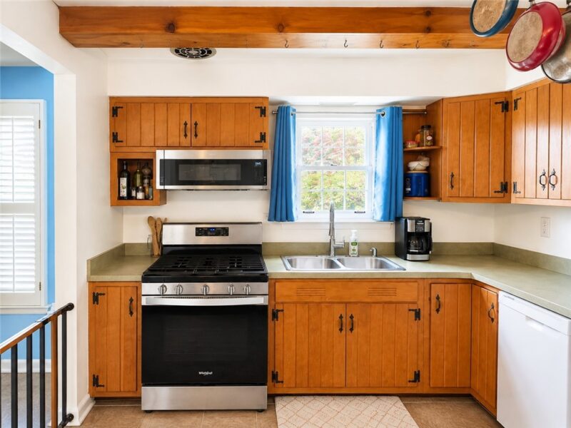 5020 Clifton DRIVE — photo 6