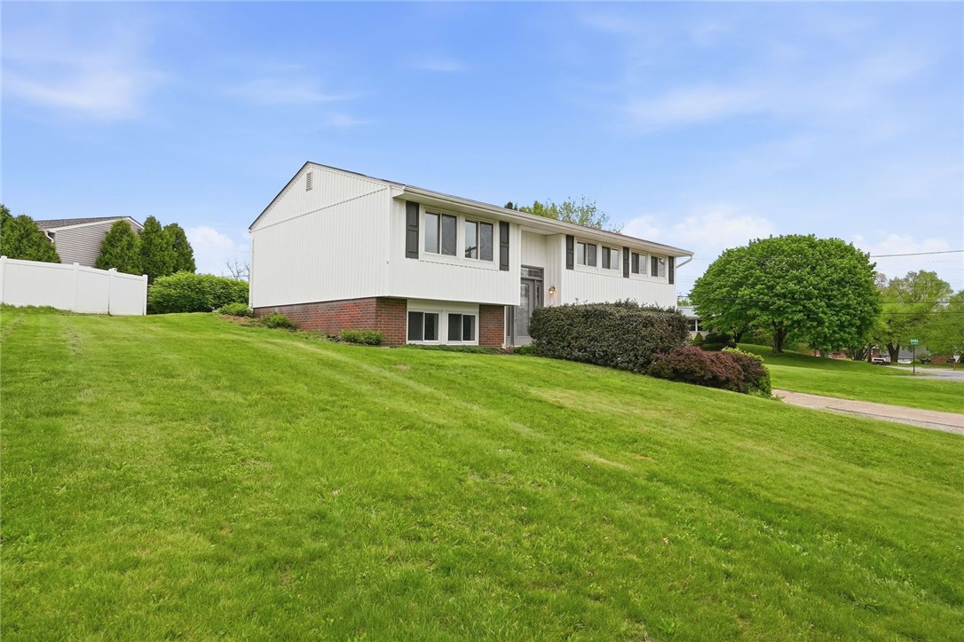 235 Princeton Drive — photo 1