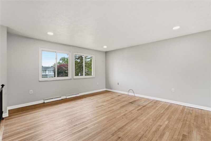 235 Princeton Drive — photo 7