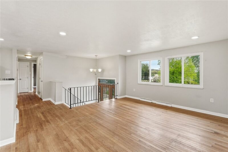235 Princeton Drive — photo 8