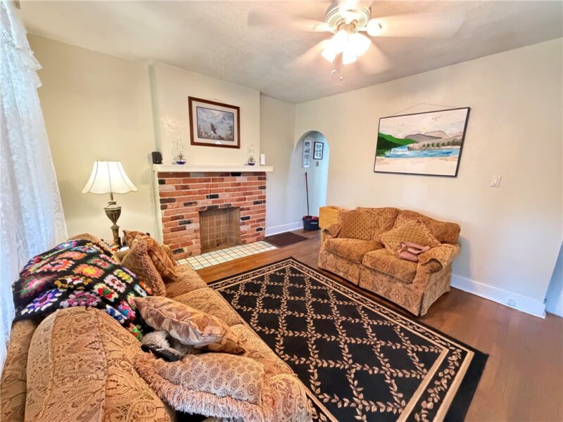 2335 Candace St — photo 5