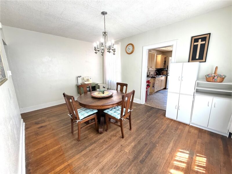 2335 Candace St — photo 8