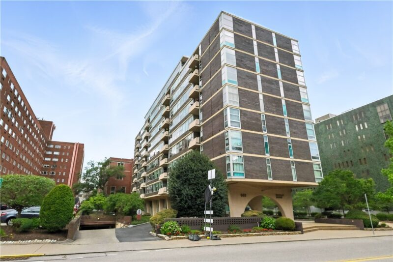 552 N Neville St 36 — photo 4