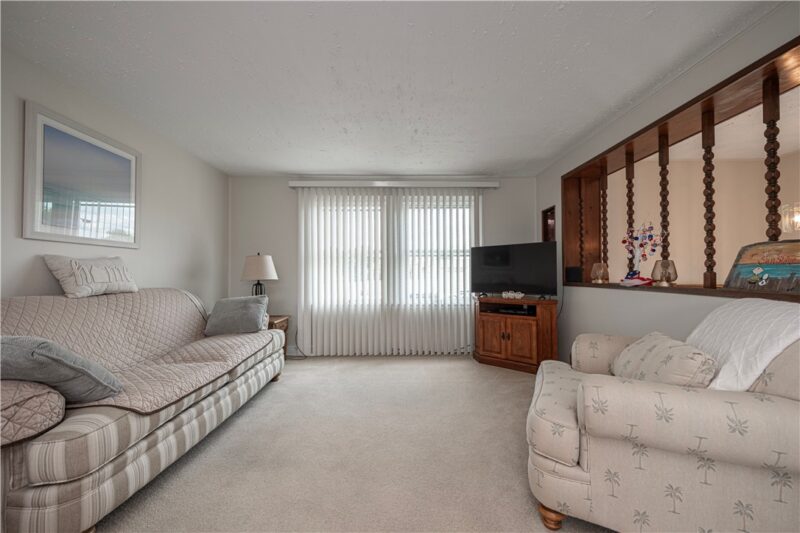 1196 Ella St. — photo 4