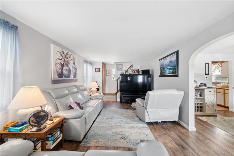 1431 Stanley Dr — photo 5