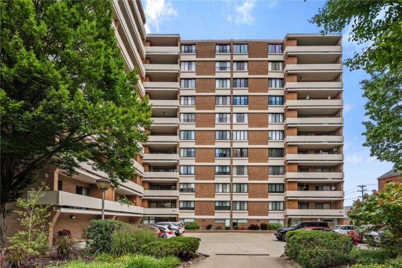 220 N Dithridge St 504 — photo 2