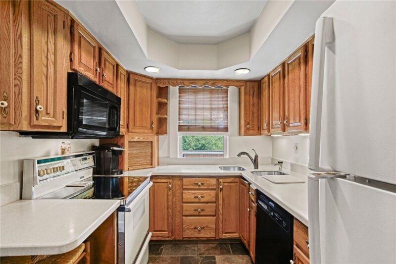 506 Bigham Road — photo 8