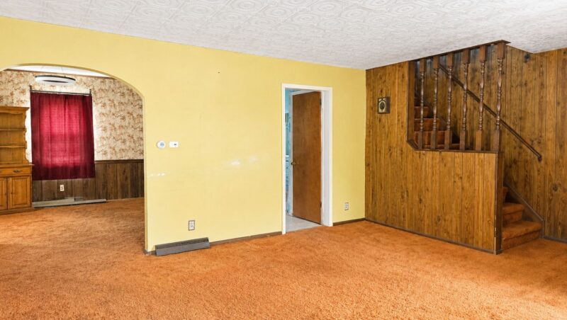 124 Holmes Street — photo 2