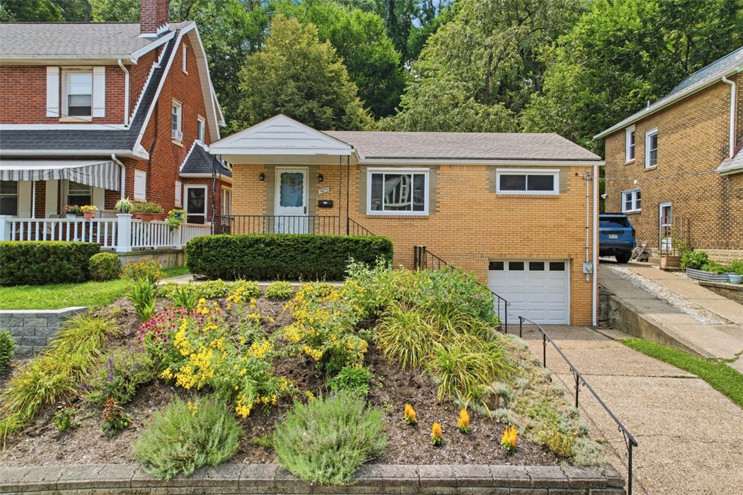 3653 Harbison Ave — photo 1