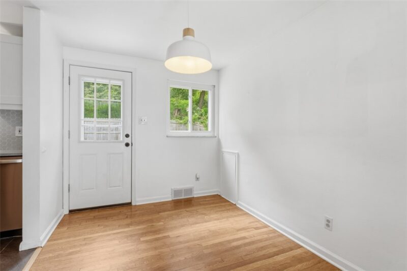 3653 Harbison Ave — photo 7
