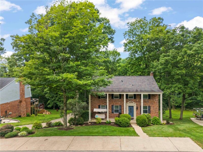 437 Hunting Creek Rd — photo 3