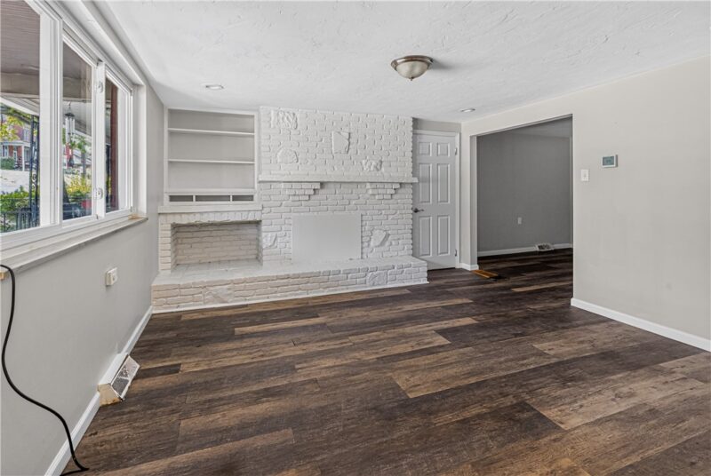 223 Suncrest St — photo 5