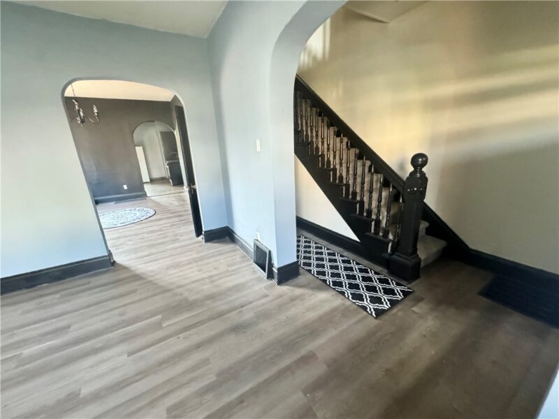 621 5th Ave — photo 8