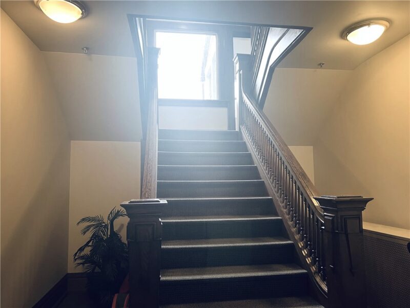 314 E Lincoln Ave — photo 6