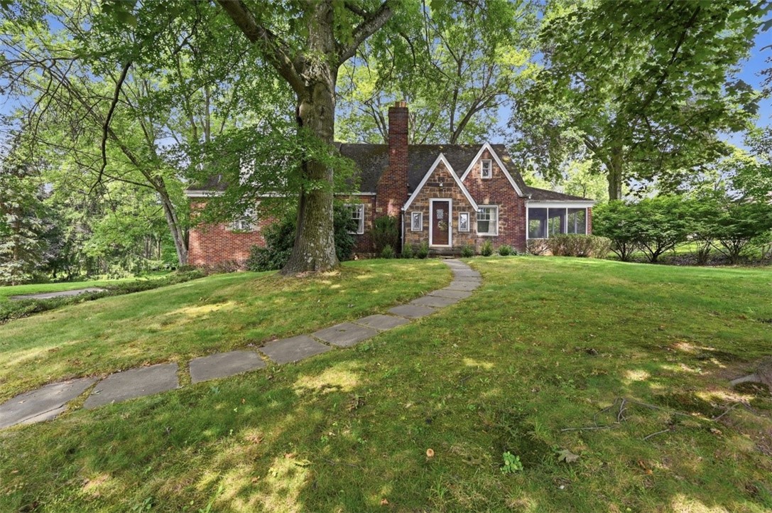 9431 Old Perry Hwy — photo 1