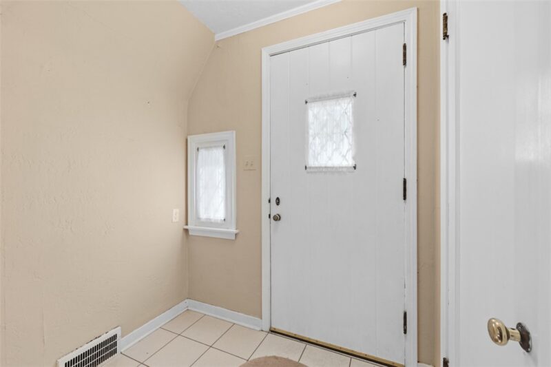 9431 Old Perry Hwy — photo 4