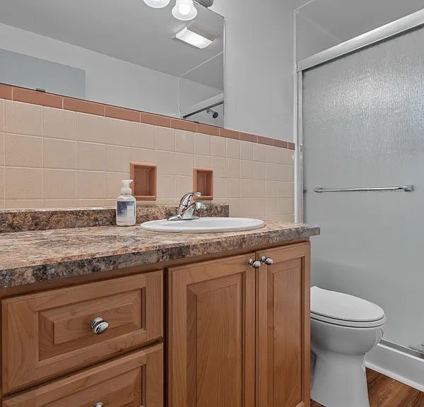 851 Florence Ave — photo 7