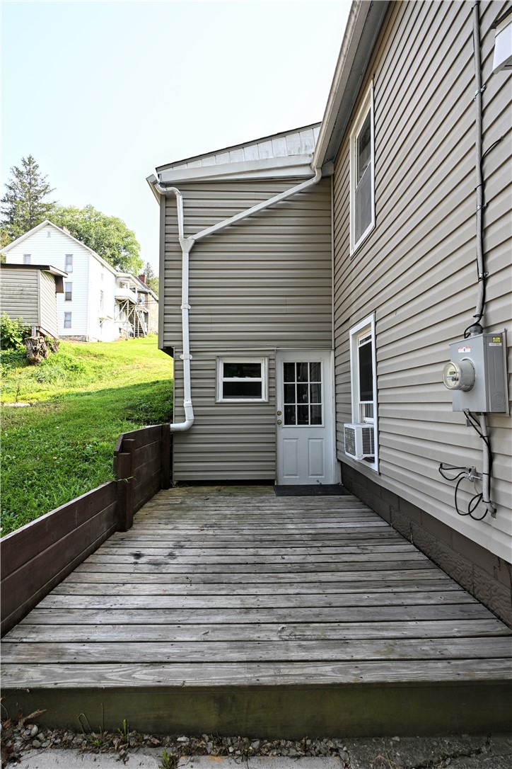 5765 Tyler Ave — photo 3