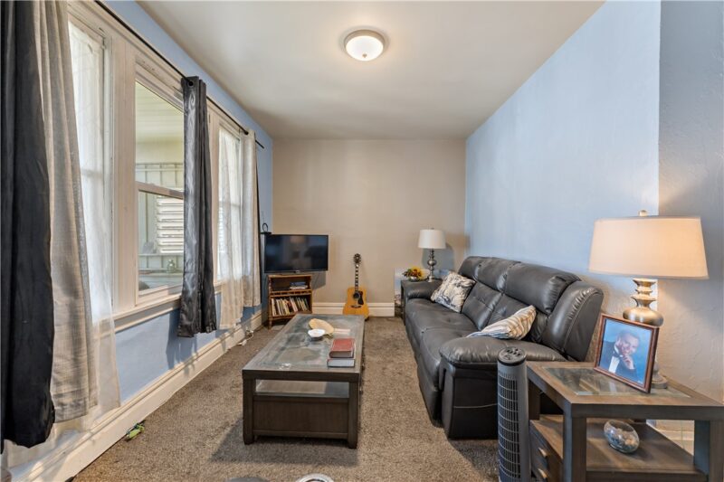 312 Republic St — photo 4