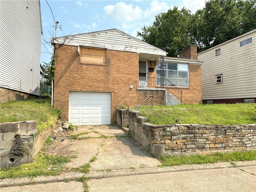 567 Peter St — photo 1
