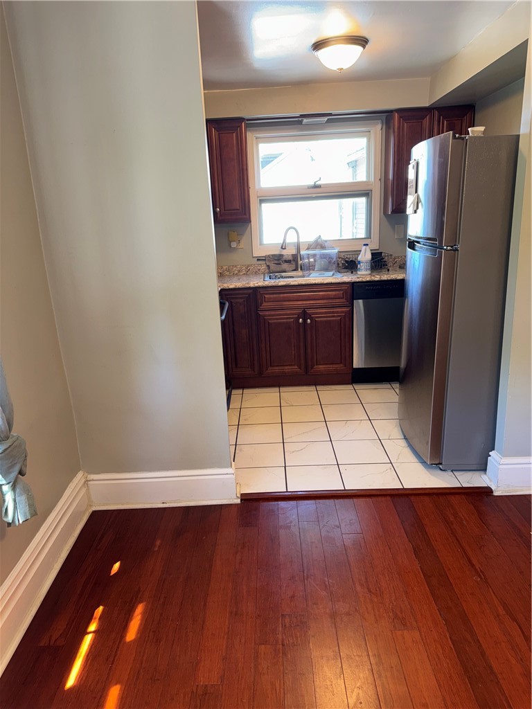 49 Sterling St — photo 5