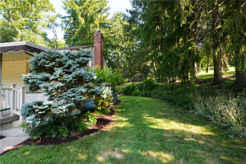 2425 Hampton Ave — photo 8