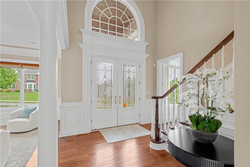 9807 Sumner Dr — photo 4