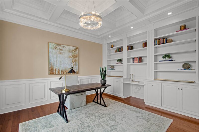 9807 Sumner Dr — photo 5