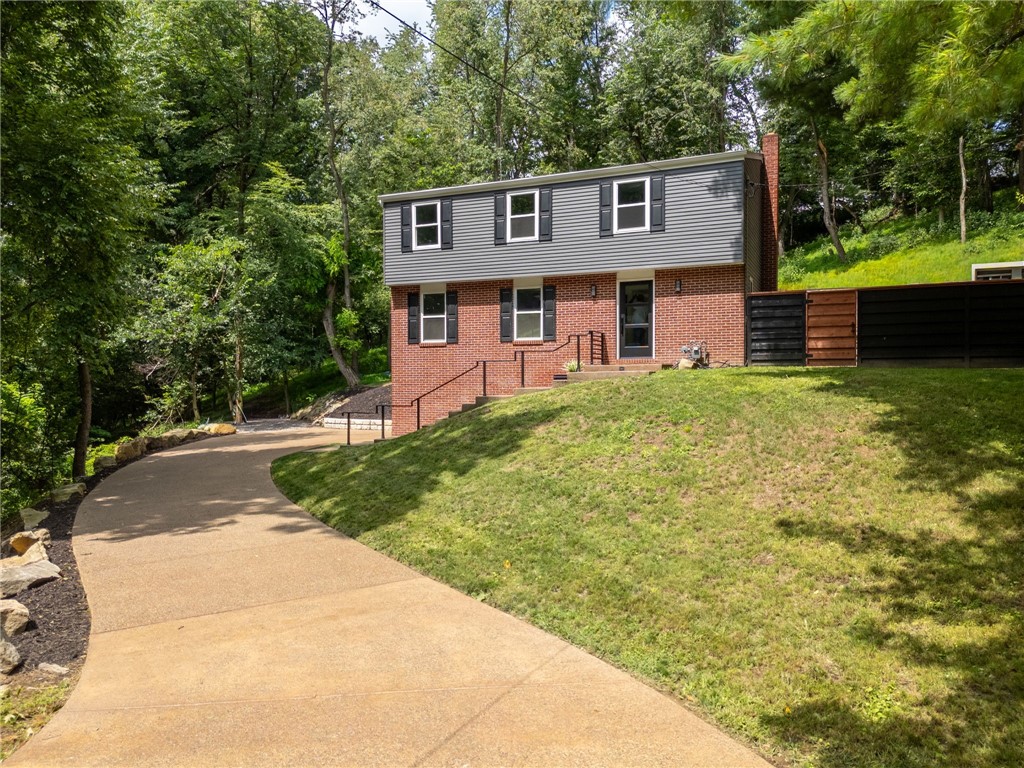 251 Kittanning Pike — photo 1